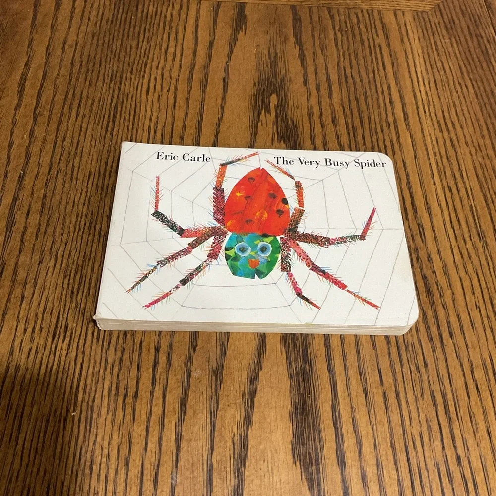 Very busy spider 🕷️ very clumsy click beetle 🪲 & 5 little pumpkins 🎃 Halloween
